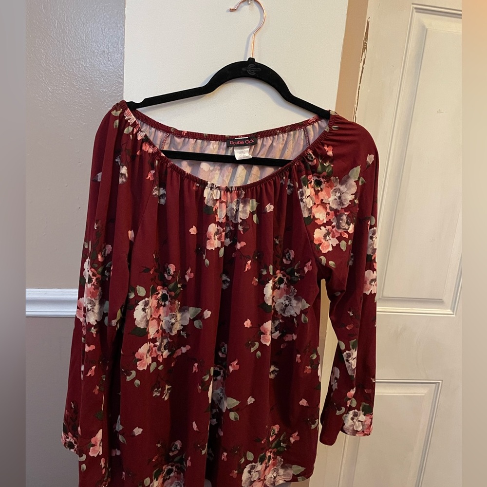 Double Click Large Long sleeve flowered top